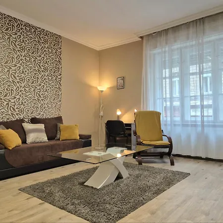 K42- 2 Bedroom In 7th District Apartment
